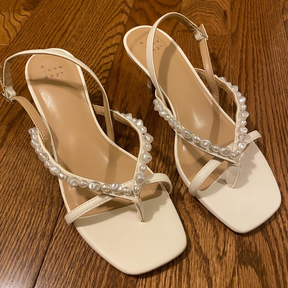 A New Day Women's Marin Pearl Kitten Heel